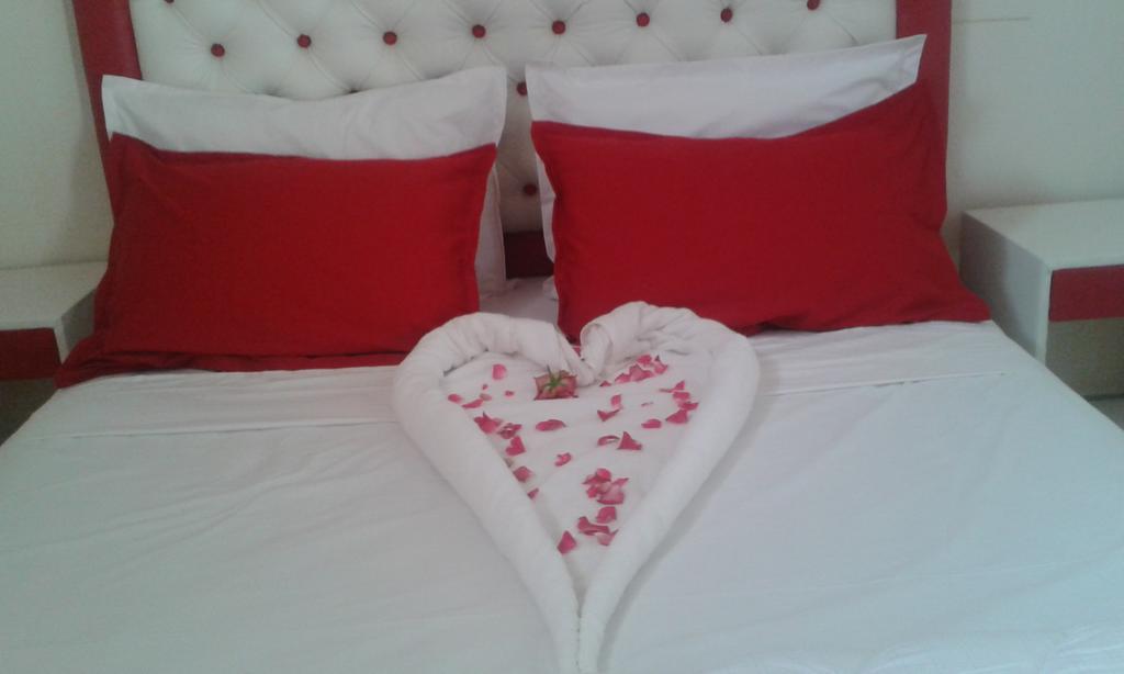 Hotel School Ersat Azrou Εξωτερικό φωτογραφία