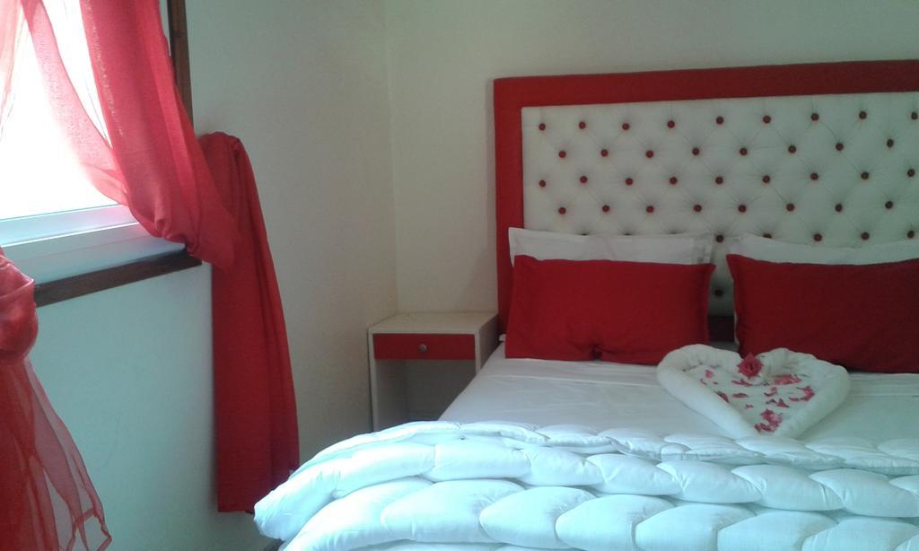 Hotel School Ersat Azrou Εξωτερικό φωτογραφία